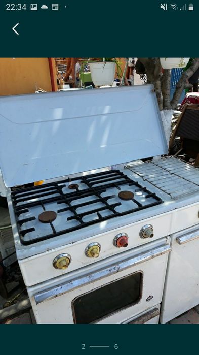 Aragaz cu patru ochiuri arată 9/10 preț.820 lei.