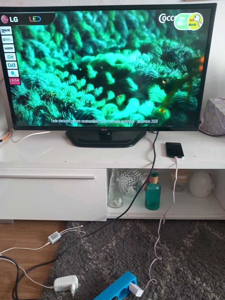 TV led LG puțin folosit