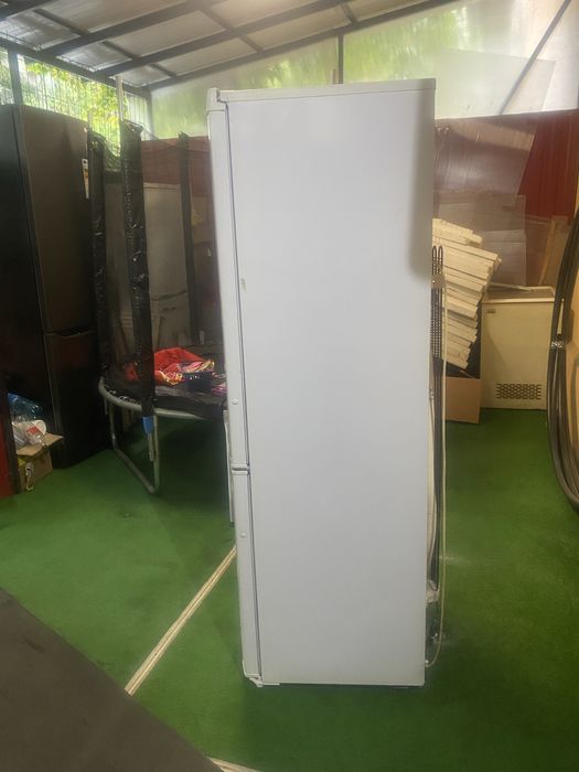 Vand frigider Arctic