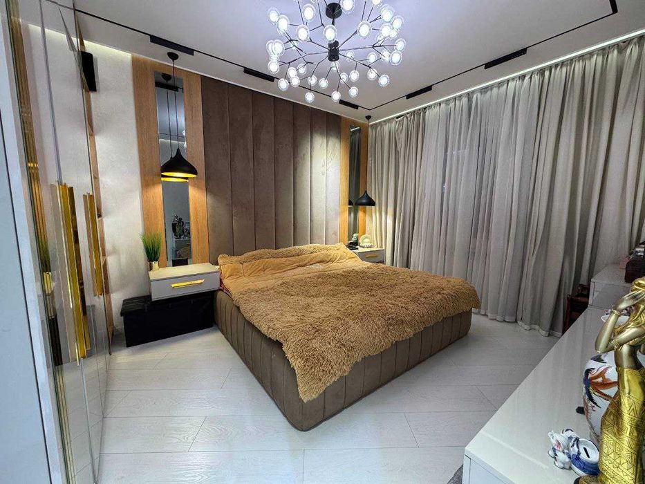 ПРОДАМ !!! Недалеко от Минор метро/ Ц 5/ Алайский 3ёх комн    ID03