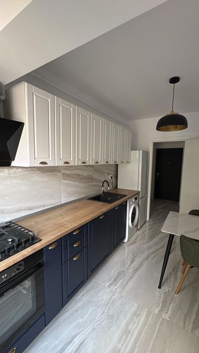 DE ÎNCHIRIAT: Apartament 1 camera, 40 mp decomandat, bloc 2025, et 1