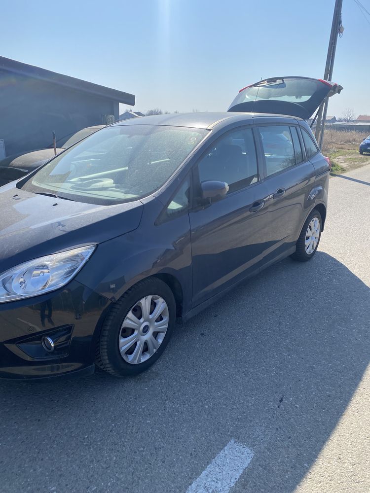 Dezmembrari Ford Grand C-Max din 2012