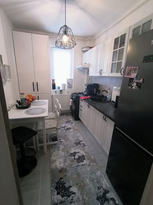 Apartament decomandat 2 camere Calea Urseni , etaj 1