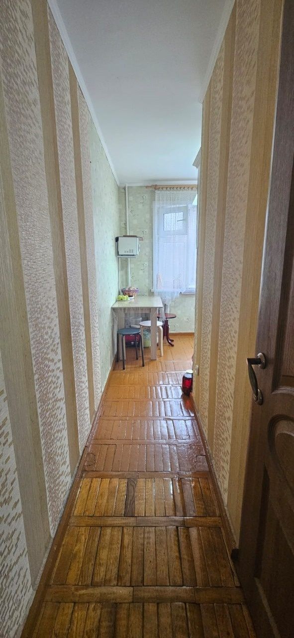 Продаётся 2 комн, Дом быта