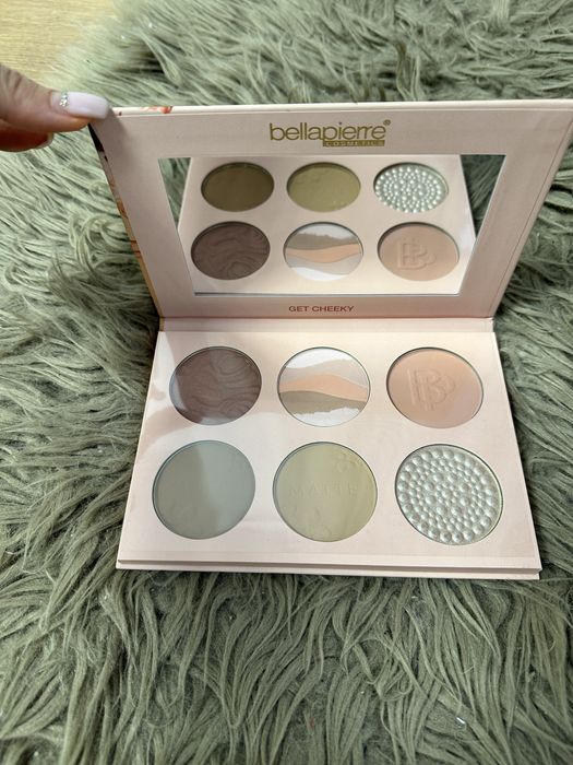 Bellapierre Cosmetics Get Cheeky Palette (blush, bronzer, highlighter)