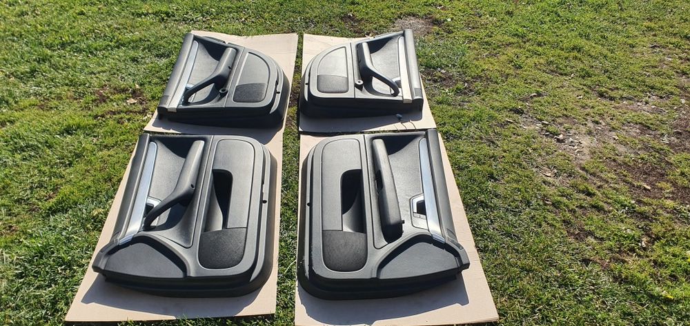 Fete usi piele cu perdelute audi a4 b7 audi a4 b6 2001 - 2008