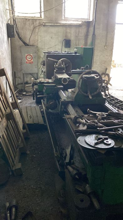 Strunguri, Freze de vanzare