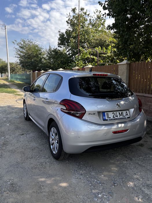 Peugeot 208 PureTech