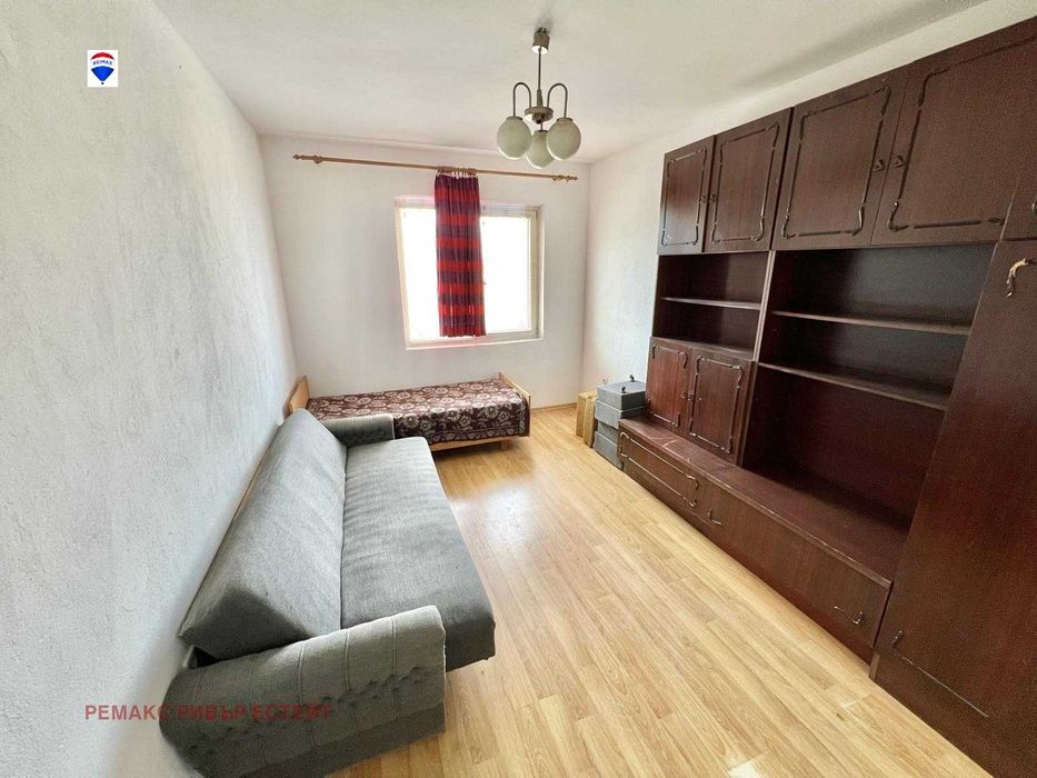 Продава се Тристаен апартамент в Русе, Дружба 1 - 73 кв.м за 1273 €/кв.м - Снимка #7