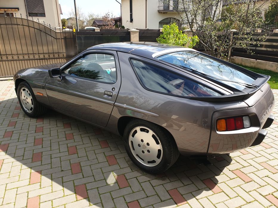 Vand Porsche 928S S2 1985 istoric
