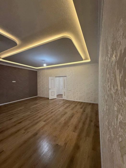 Уй сотилади 1,6 сотих 5 хона