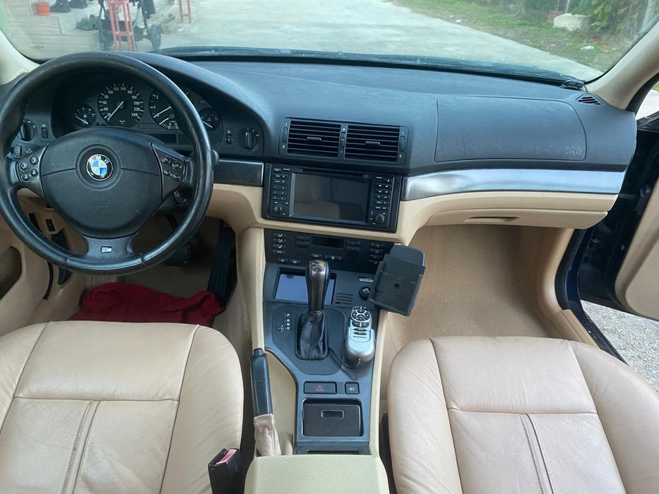 BMW E39 525 i Automat