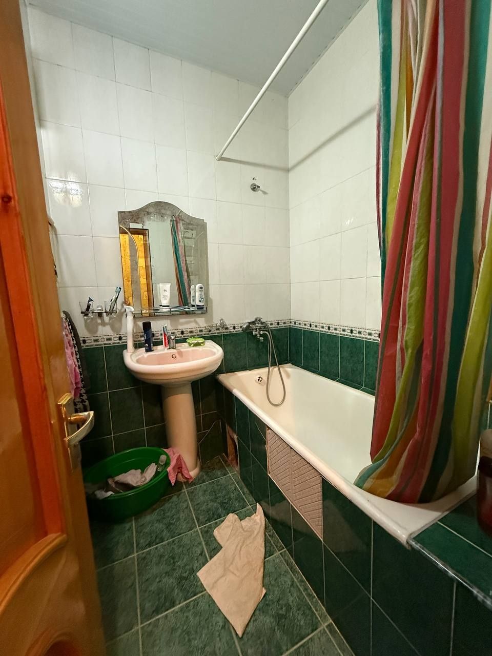 Продаётся квартира Юнусабад 19кв 3/1/5  78м2