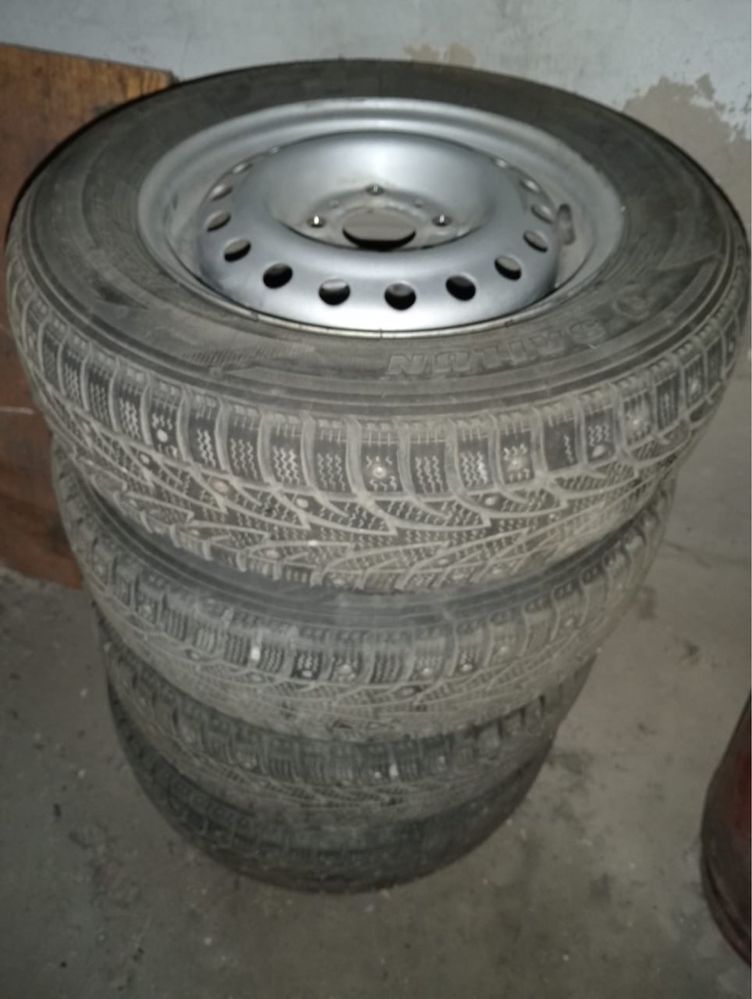 Продам шины