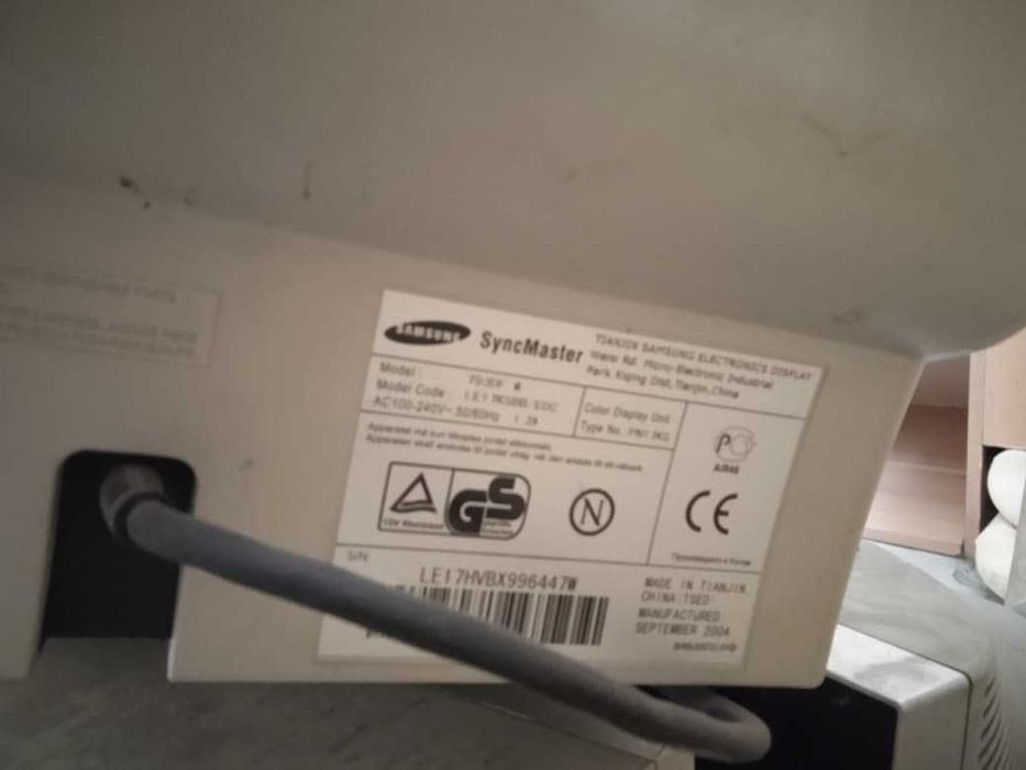 продается монитор