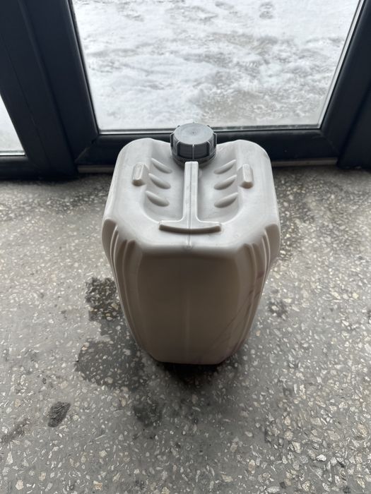 пластиковые канистры