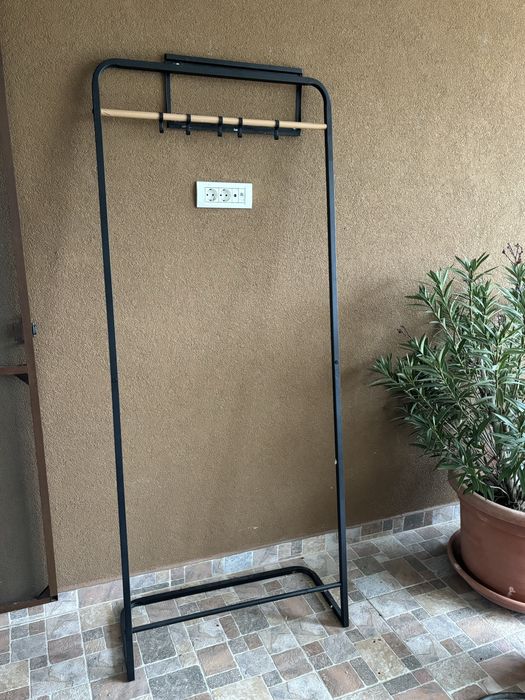 Suport umeras, haine