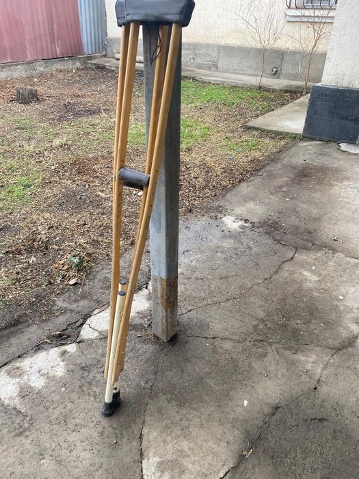 Продам  инвалидную  коляску