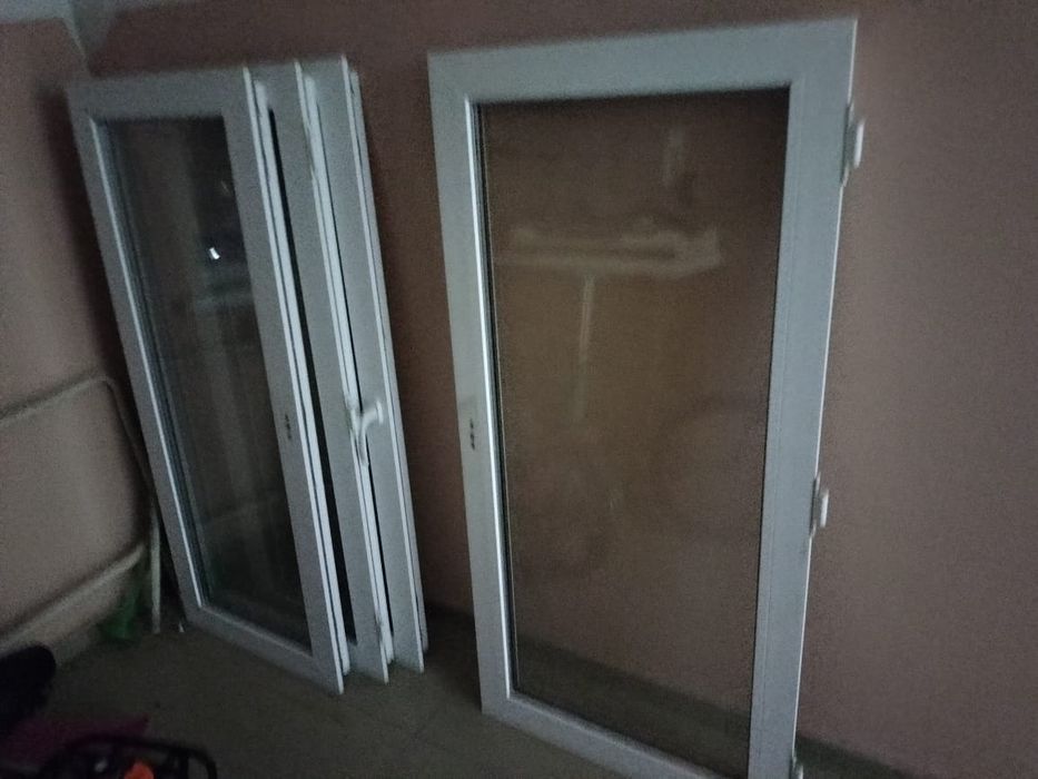 Продам без рамы окна