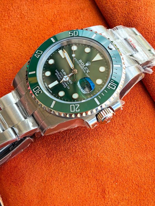 Rolex Submariner Hulk с 3 секунди отклонение