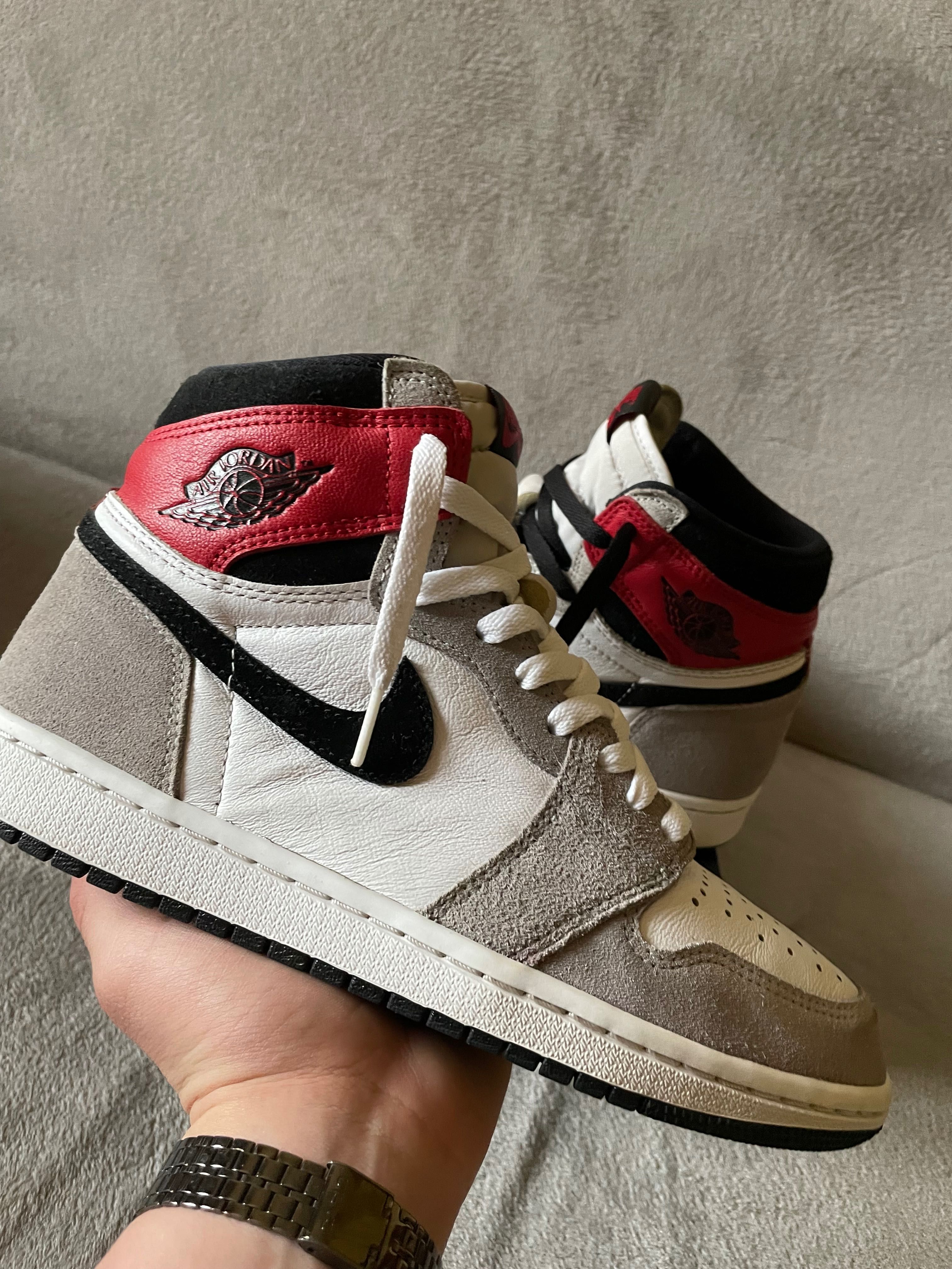 Jordan Retro 1 Smoke Grey