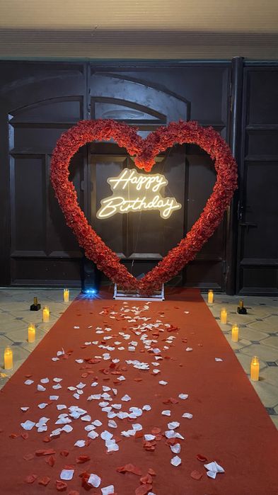 250,000тнг Сердечная арка для поздравления!