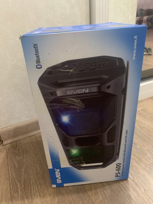 Продам портативную колонку SVEN PS-600 черный