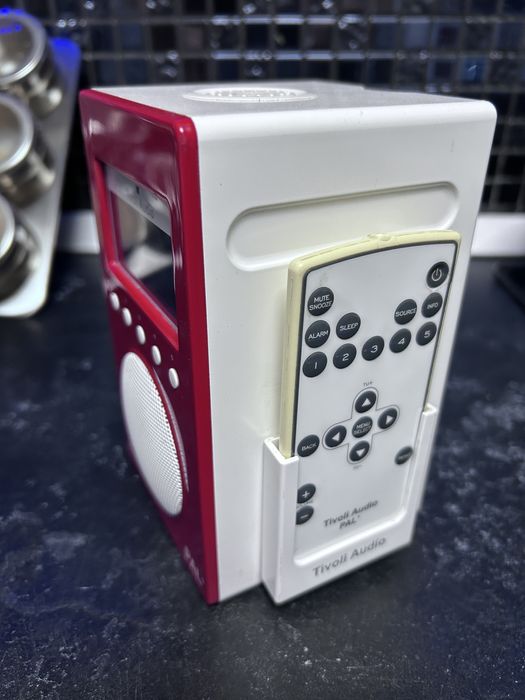 Vand  radio bluetooth Tivoli!