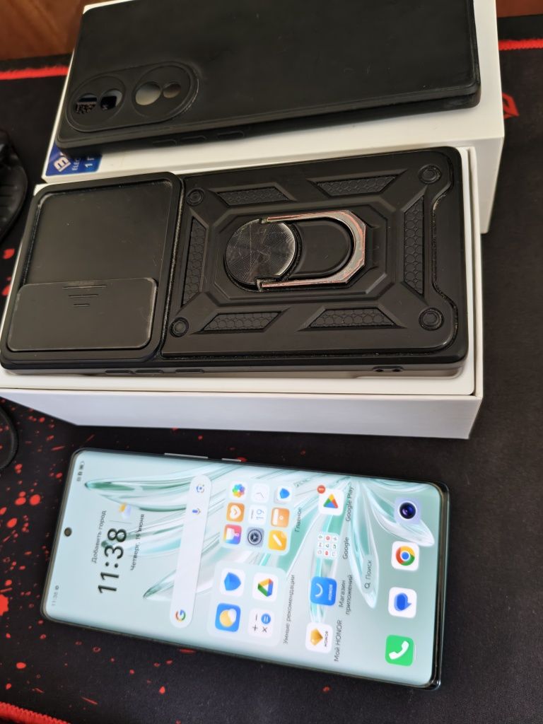 Honor 70 8/128 изумрудно-зелёный