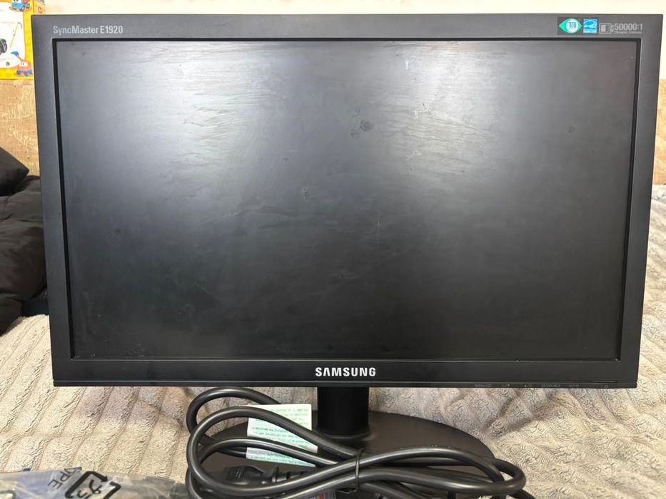 Продам монитор samsung