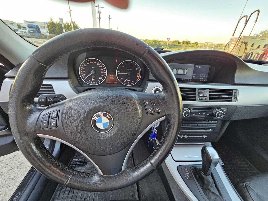 Vând  mașină  bmw 320 d e90