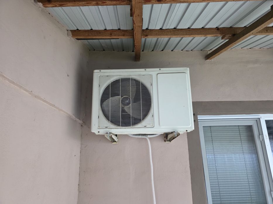 Aer conditionat vechi