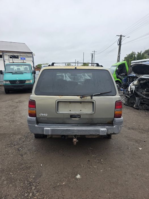 Dezmembrez jeep cheroke xj zj 2.5 diesel 2.5 benzina 4.0 benzina