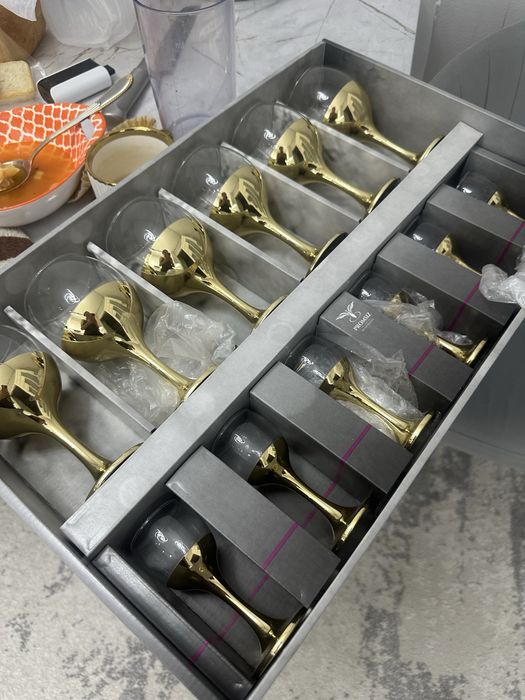 Стаканы по 12 штук почти новые