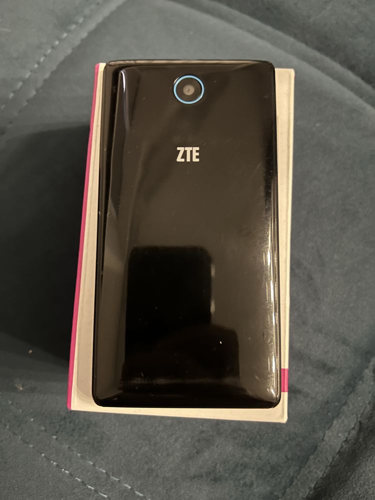 Телефон Zte Blade V815