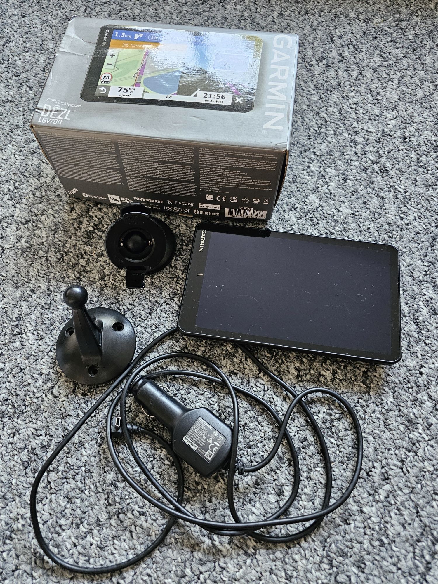 Garmin Dezl LGV700 Truck/Bus/Car