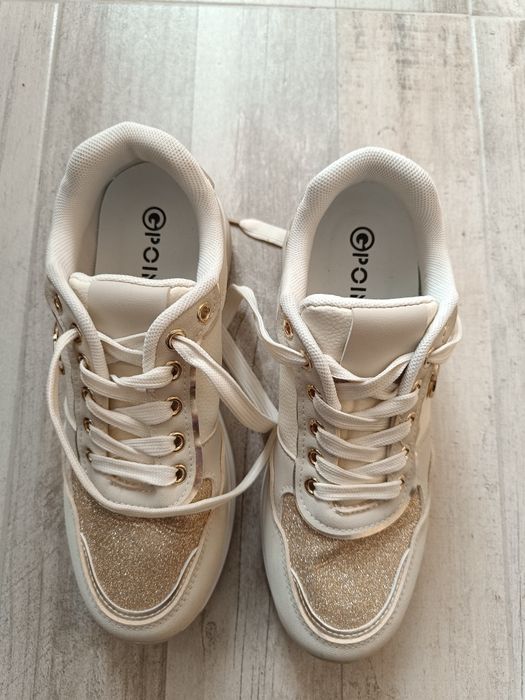 Дамски маратонки/обувки