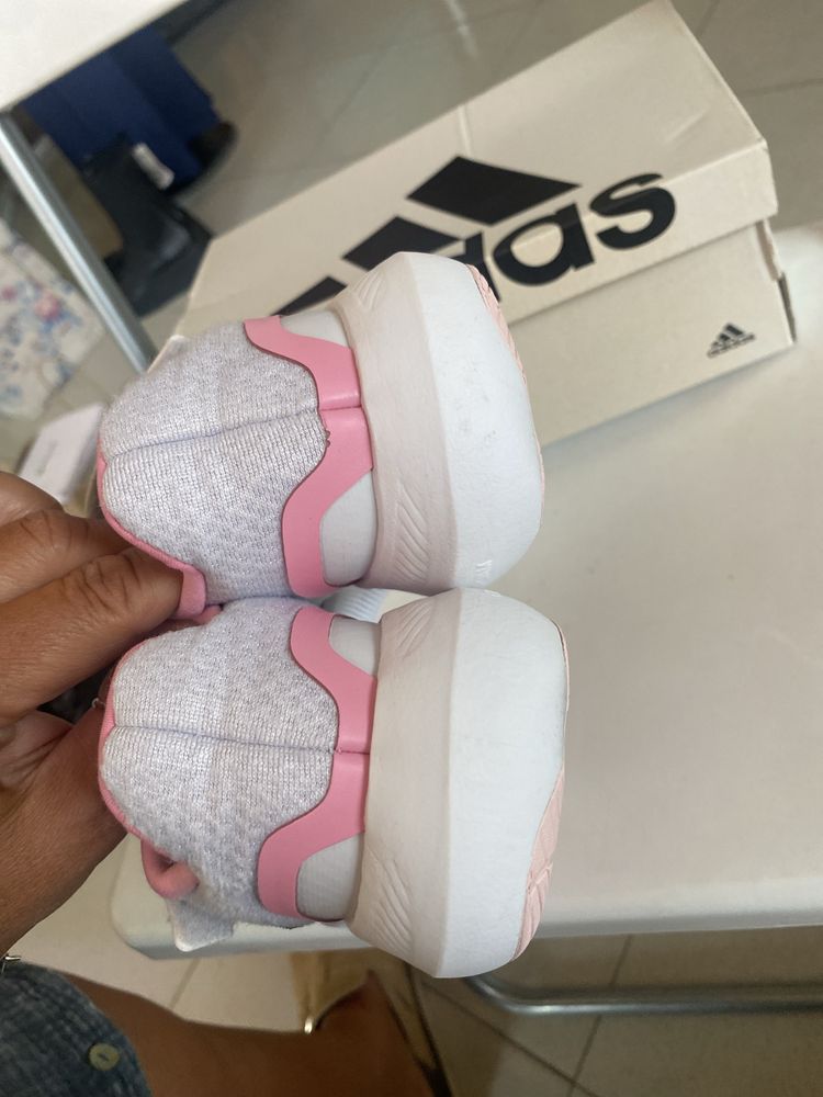 Adidas runfalcon