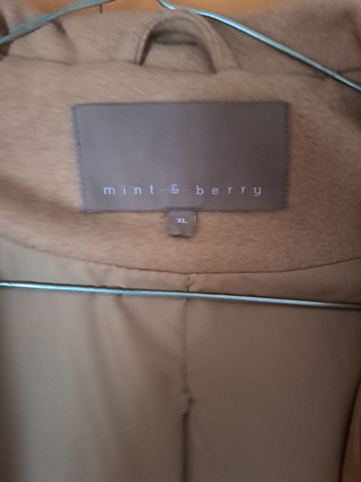 Palton mint  berry, lână!