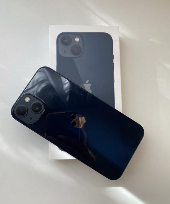 IPhone 13 128gb темно-синий