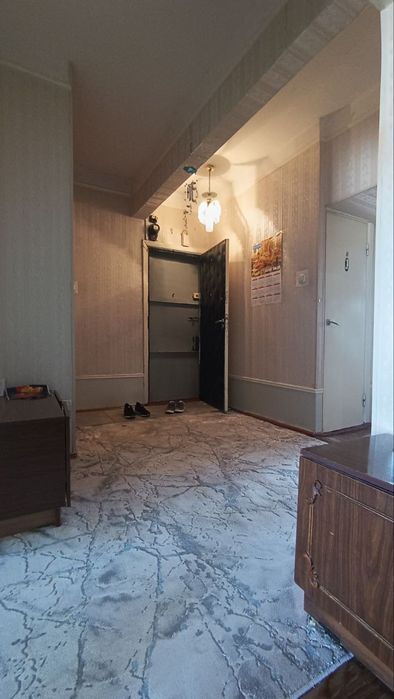 Yunusobod 19 mavze uvaysiy 3/7/9 (80²) sotiladi ipoteka