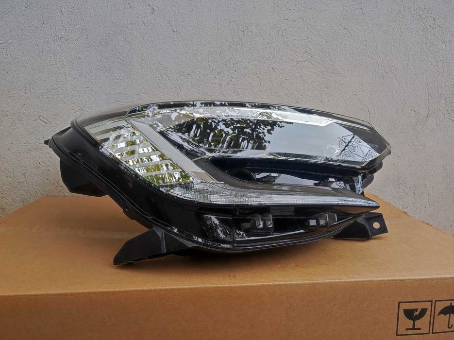 Far dreapta LED Renault Captur 2 2019 - 2024 original impecabil