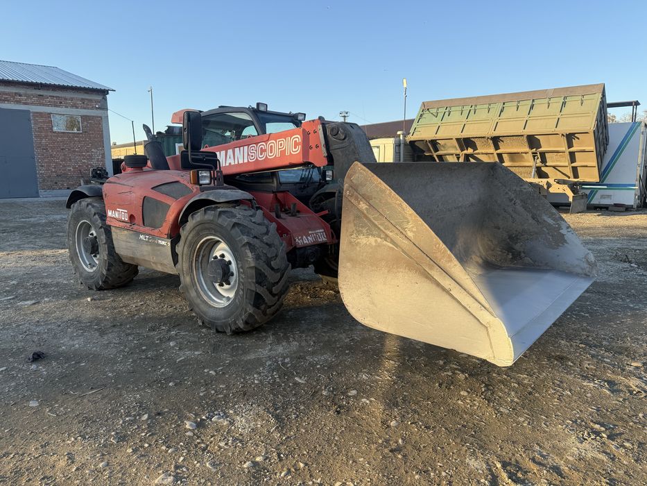 Продам телескопический погрузчик