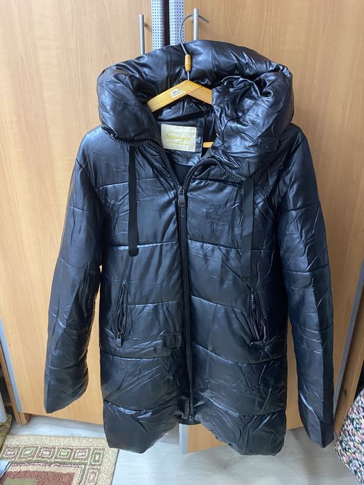 Зимняя женская куртка