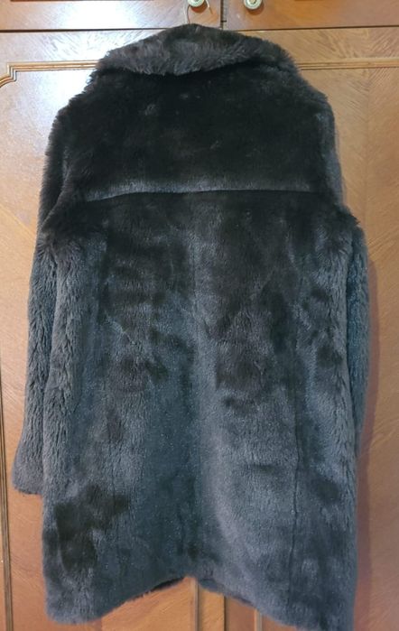 Vând haina de blana artificiala