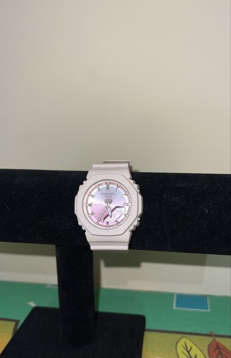 Часовник G-shock Casio