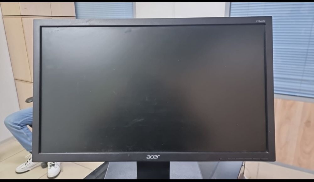 Монитор компьютерный