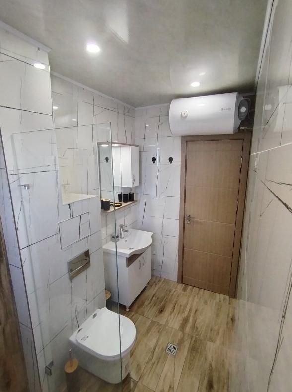 Дава се под наем Двустаен апартамент в Пловдив, Остромила - 58 кв.м за 430 € - Снимка #5