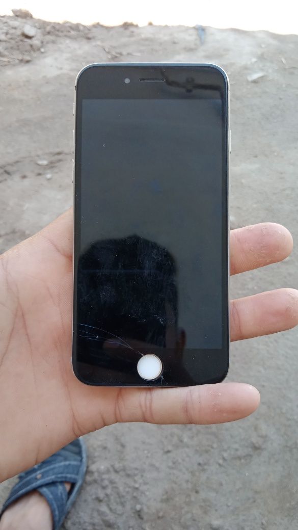 iPhone 6 sotiladi