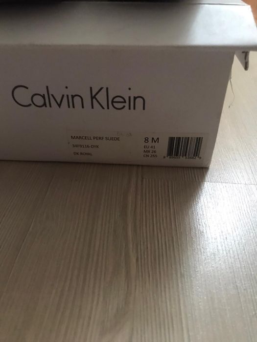 Vand mocanisi Calvin Klein